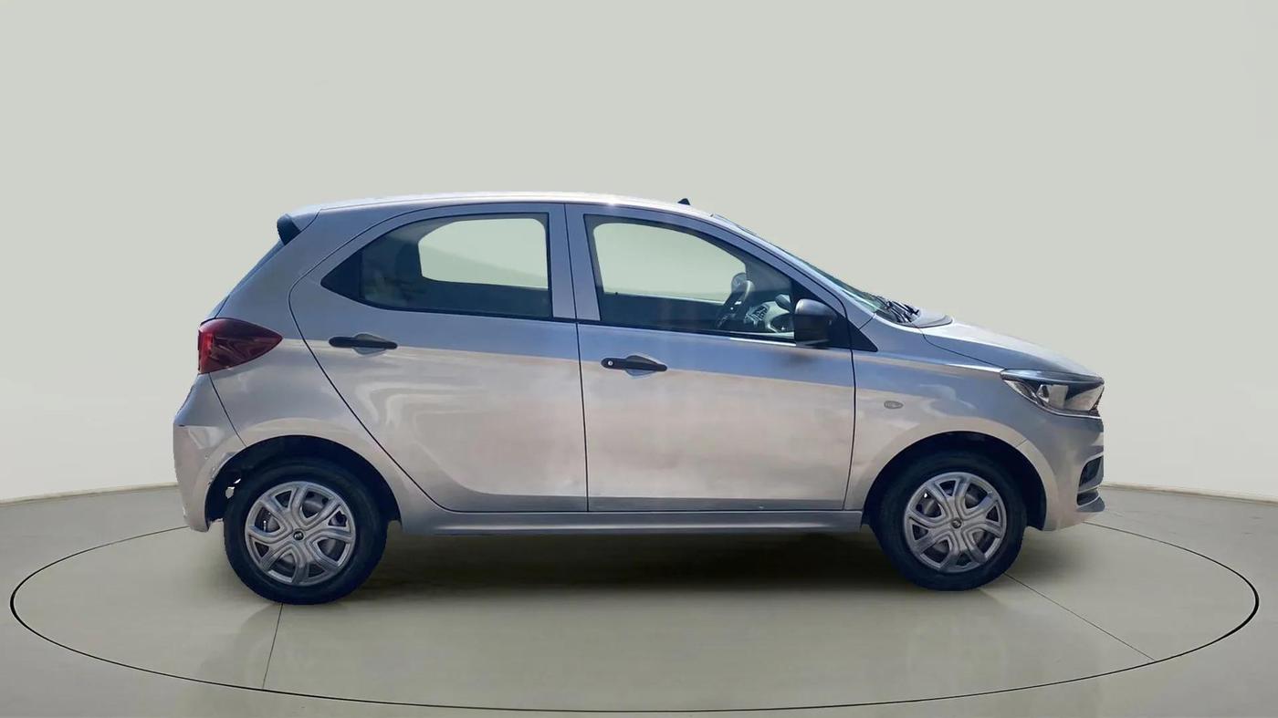 2020 Tata Tiago XE PETROL, Petrol, Manual, 11,499 km, Right Side View