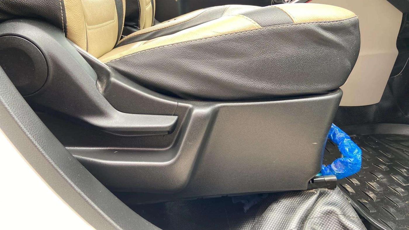2020 Maruti New Wagon-R ZXI 1.2, Petrol, Manual, 16,478 km, Driver Side Adjustment Panel
