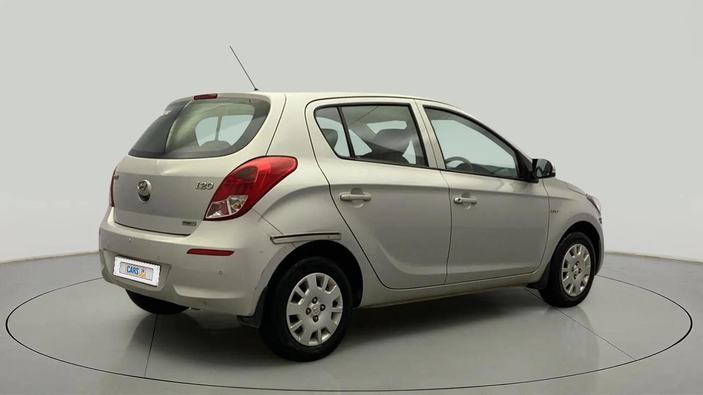 2013 Hyundai i20 MAGNA (O) 1.2, Petrol, Manual, 36,328 km, Right Back Diagonal