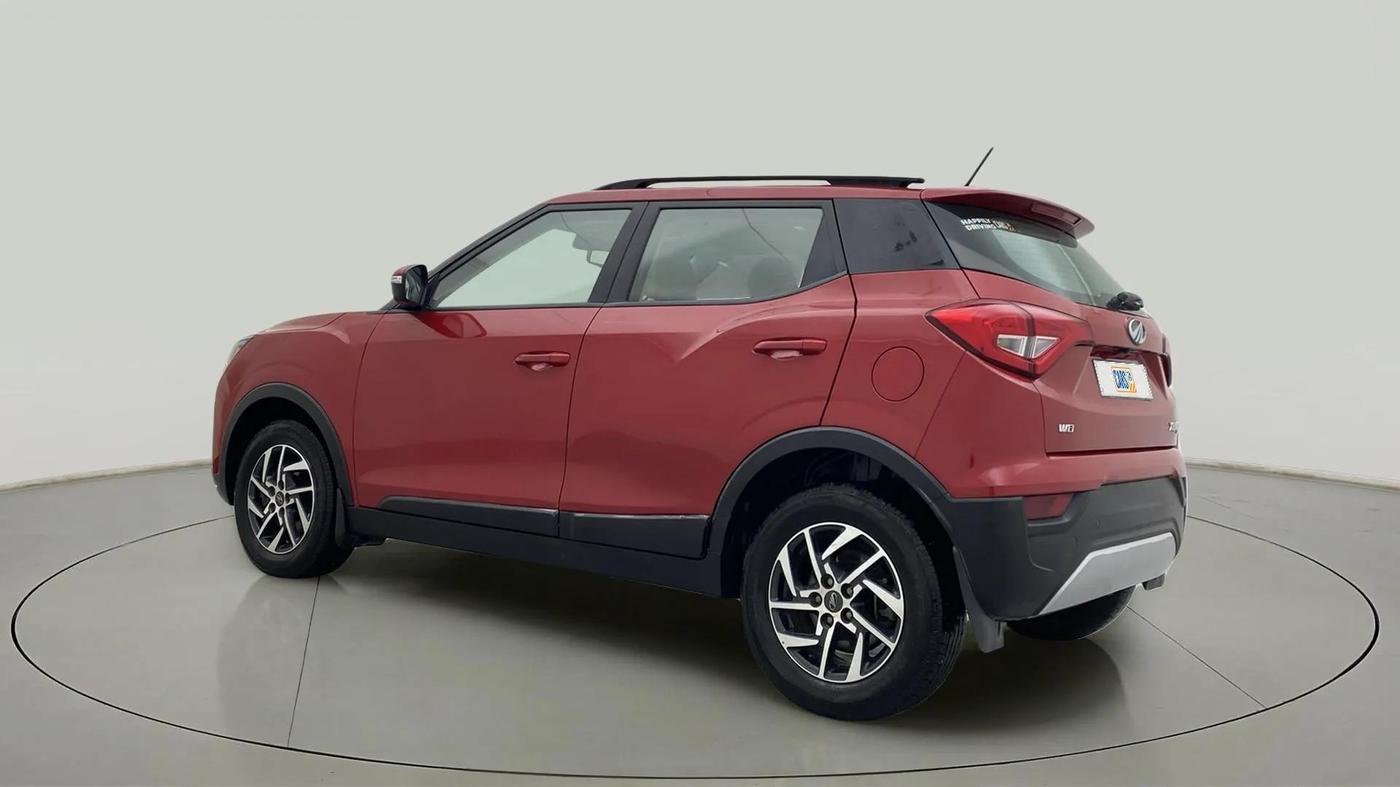2022 Mahindra XUV300 W8 (O) 1.2 PETROL, Petrol, Manual, 20,440 km, Left Back Diagonal