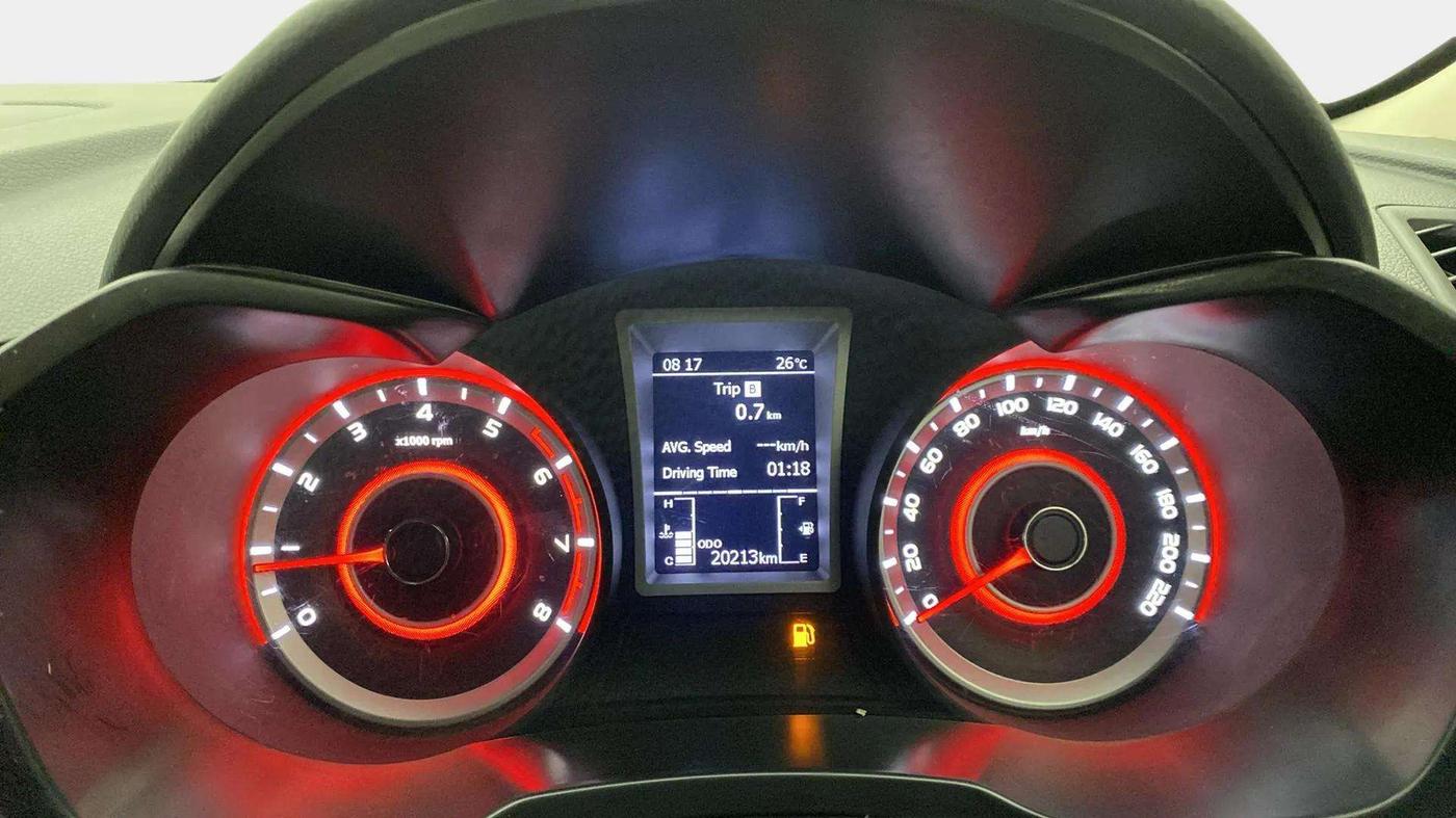 2022 Mahindra XUV300 W8 (O) 1.2 PETROL, Petrol, Manual, 20,440 km, Odometer Image