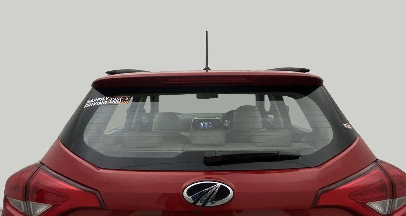 2022 Mahindra XUV300 W8 (O) 1.2 PETROL, Petrol, Manual, 20,440 km, Rear Windshield