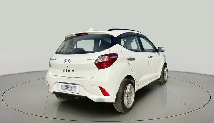 2022 Hyundai GRAND I10 NIOS SPORTZ 1.2 KAPPA VTVT, Petrol, Manual, 32,750 km, Right Back Diagonal