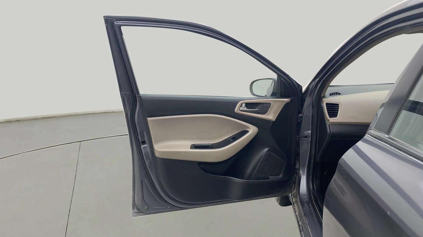 2016 Hyundai Elite i20 ASTA 1.2, Petrol, Manual, 93,737 km, LHS Front Door