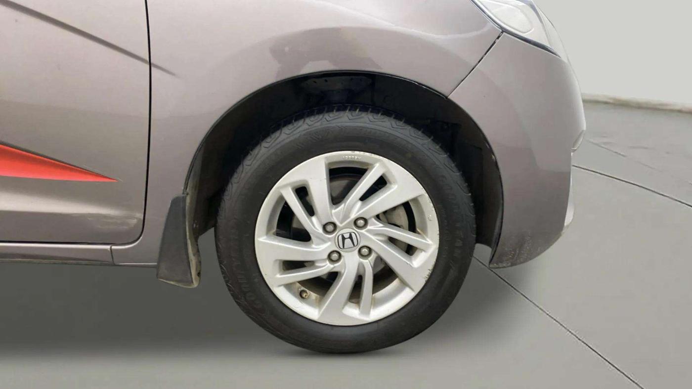 2016 Honda Jazz 1.2L I-VTEC V, Petrol, Manual, 79,049 km, Right Front Wheel