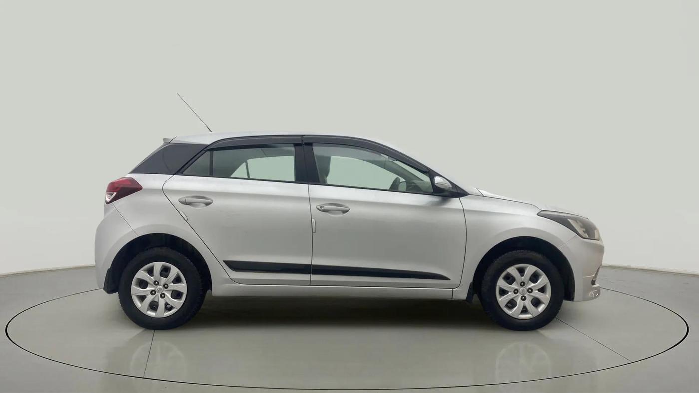 2017 Hyundai Elite i20 SPORTZ 1.2, Petrol, Manual, 69,539 km, Right Side View