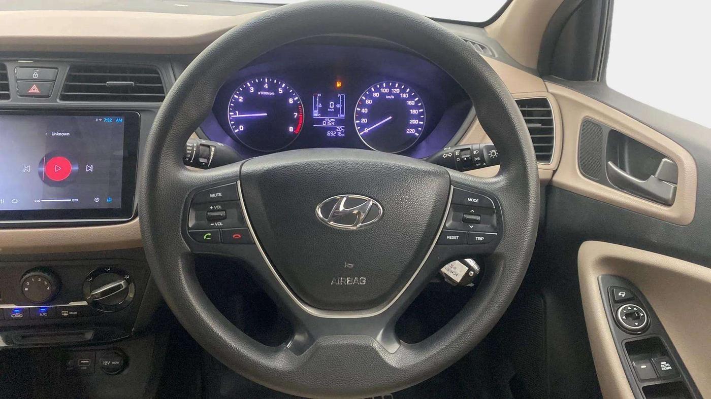 2017 Hyundai Elite i20 SPORTZ 1.2, Petrol, Manual, 69,539 km, Steering Wheel Close Up