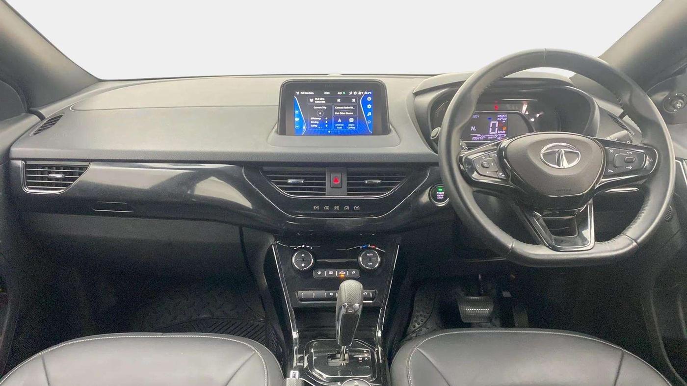 2023 Tata NEXON XZA PLUS SUNROOF DARK PETROL, Petrol, Automatic, 30,759 km, Dashboard