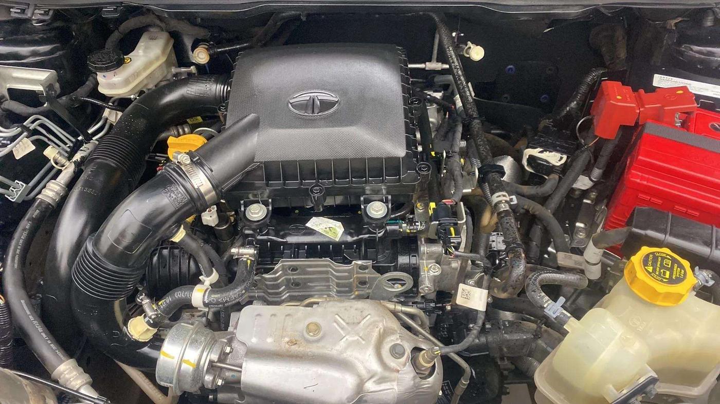 2023 Tata NEXON XZA PLUS SUNROOF DARK PETROL, Petrol, Automatic, 30,759 km, Engine View
