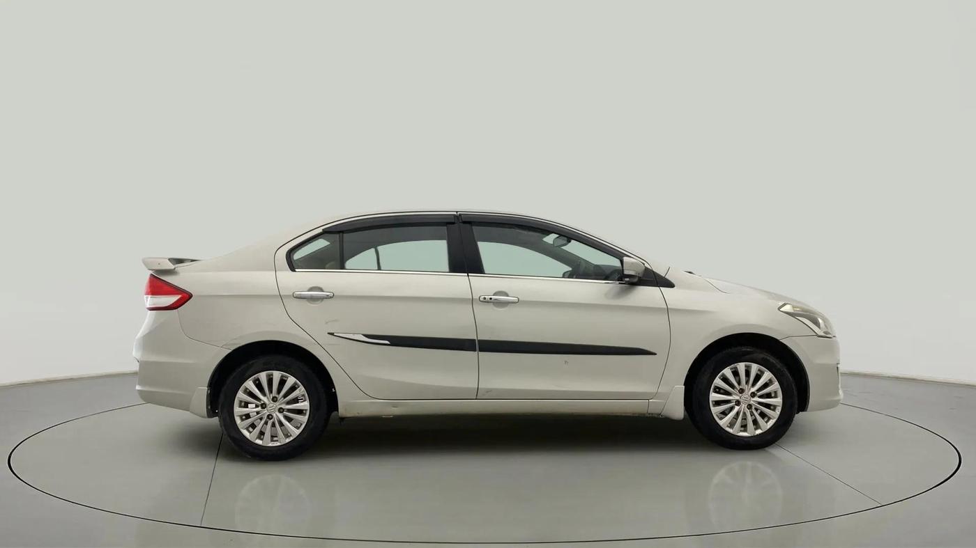 2017 Maruti Ciaz ZETA 1.4  MT PETROL, Petrol, Manual, 77,288 km, Right Side View