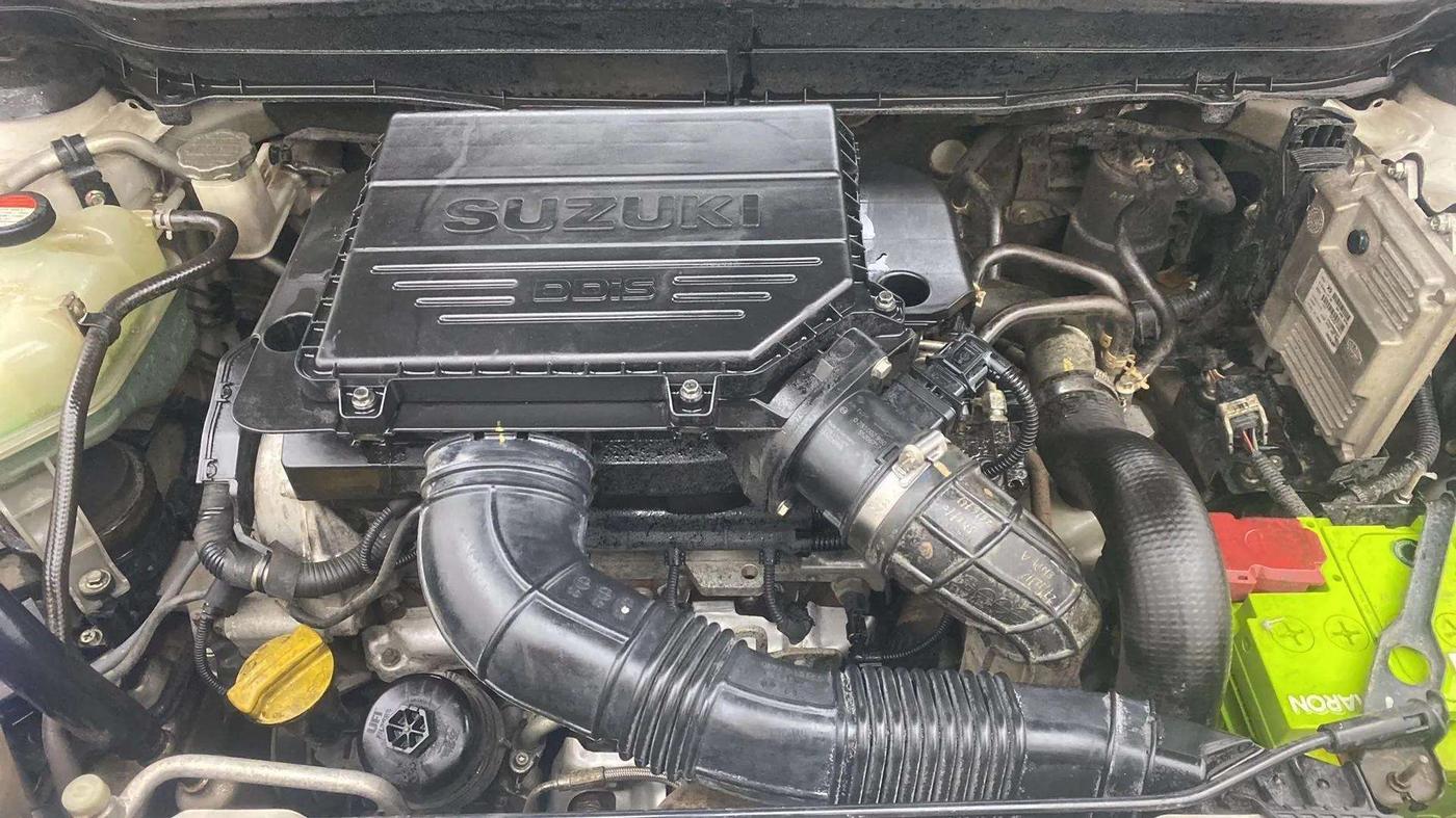 2019 Maruti Vitara Brezza ZDI AMT, Diesel, Automatic, 78,345 km, Engine View