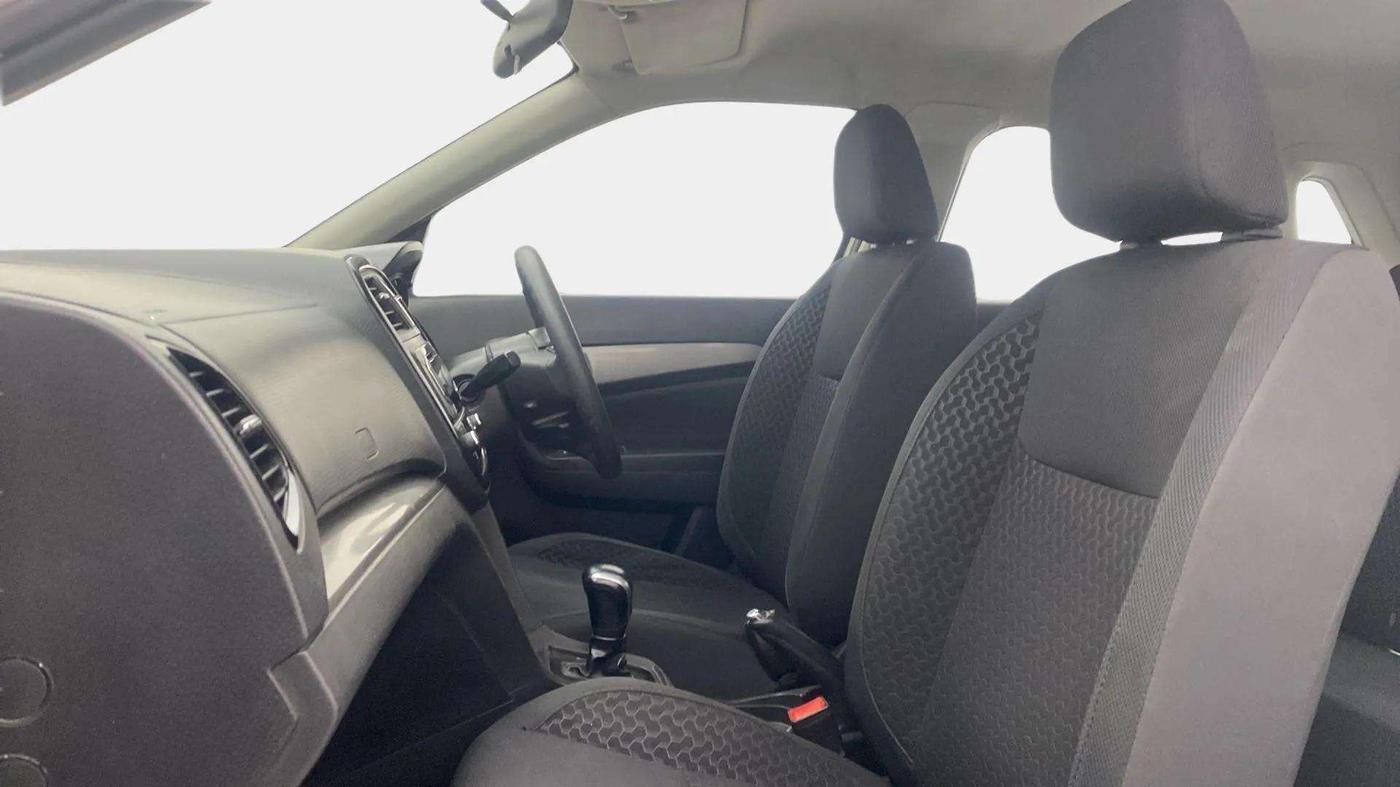 2019 Maruti Vitara Brezza ZDI AMT, Diesel, Automatic, 78,345 km, Right Side Front Door Cabin