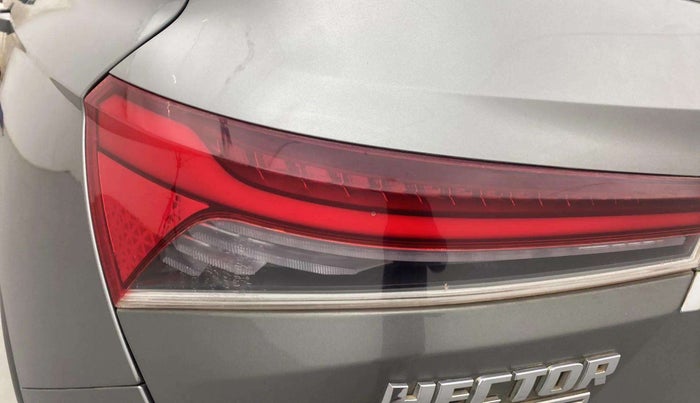 2021 MG HECTOR PLUS SHARP 1.5 PETROL TURBO DCT 6-STR, Petrol, Automatic, 22,497 km, Left tail light - Minor damage