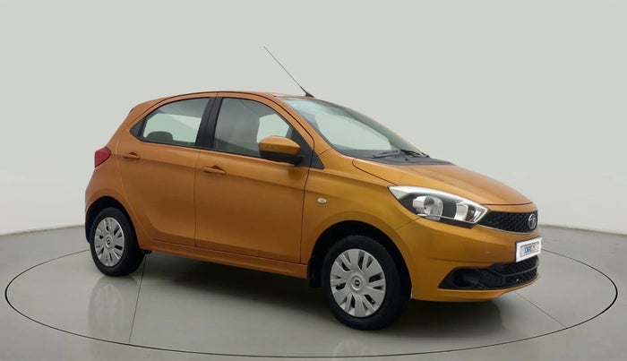 2016 Tata Tiago XT PETROL, Petrol, Manual, 30,427 km, Right Front Diagonal