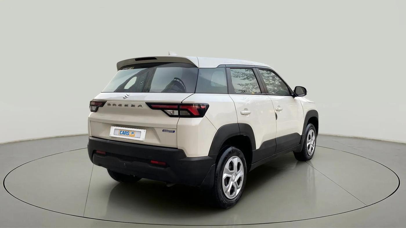 2022 Maruti BREZZA LXI SMART HYBRID, Petrol, Manual, 40,934 km, Right Back Diagonal