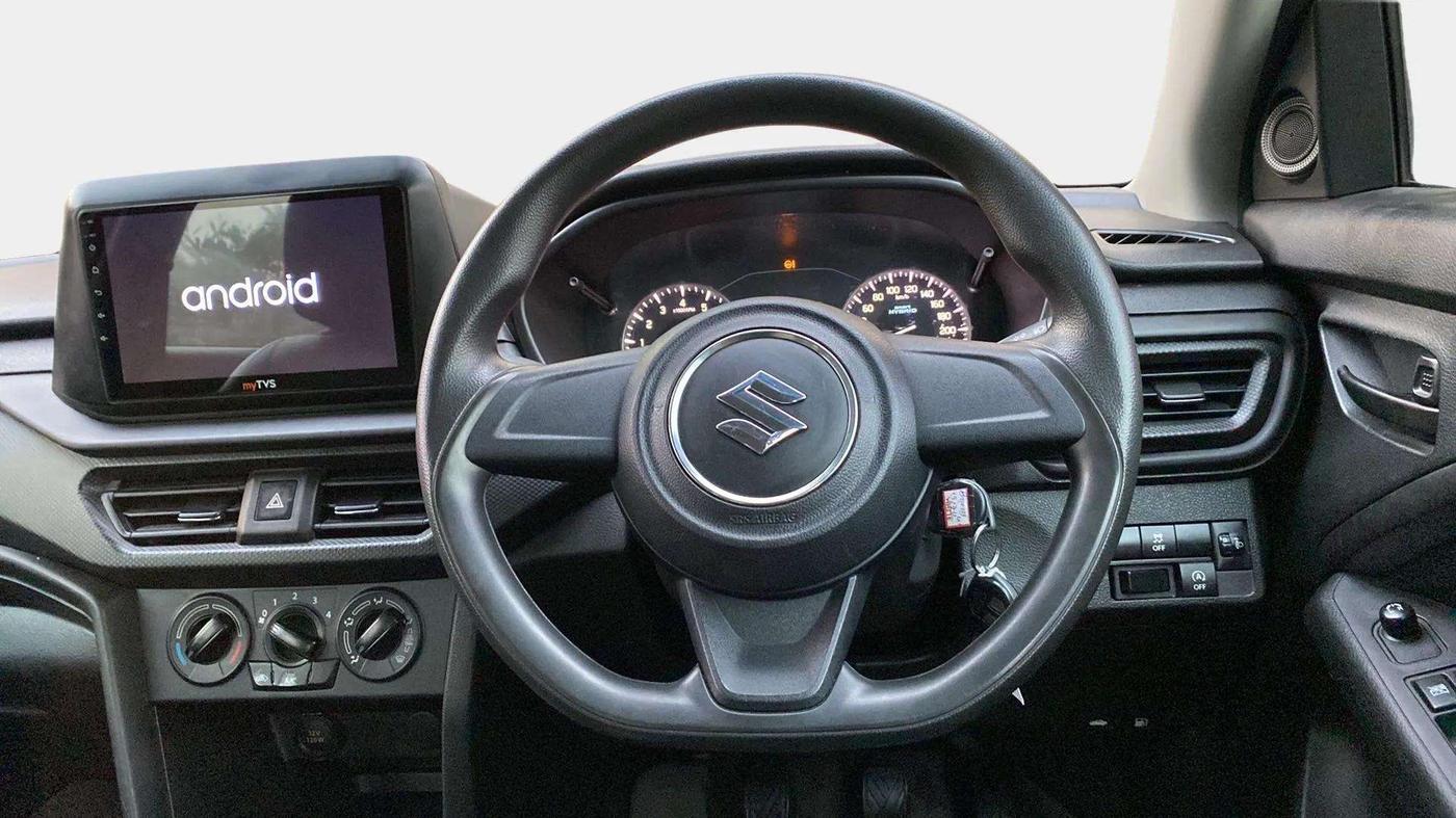2022 Maruti BREZZA LXI SMART HYBRID, Petrol, Manual, 40,934 km, Steering Wheel Close Up