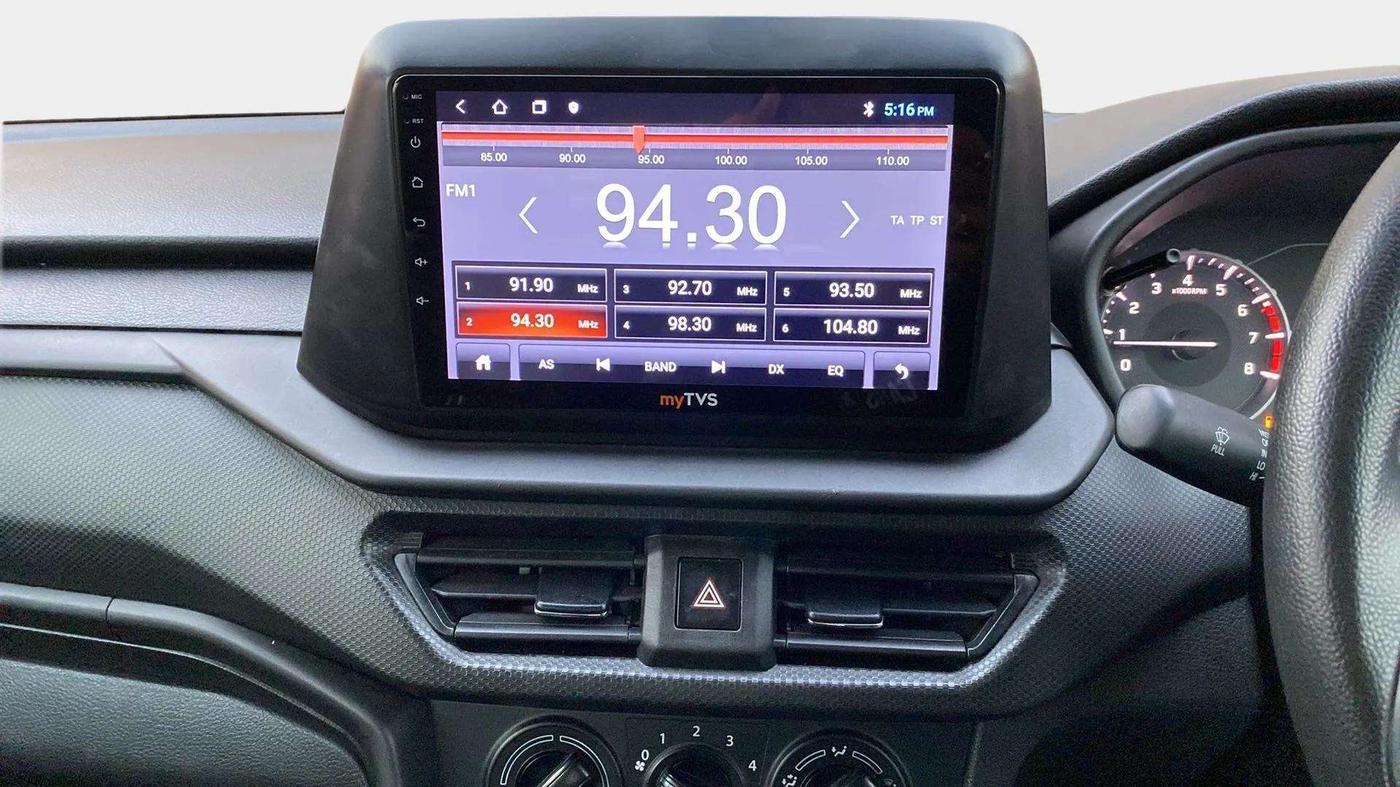 2022 Maruti BREZZA LXI SMART HYBRID, Petrol, Manual, 40,934 km, Air Conditioner