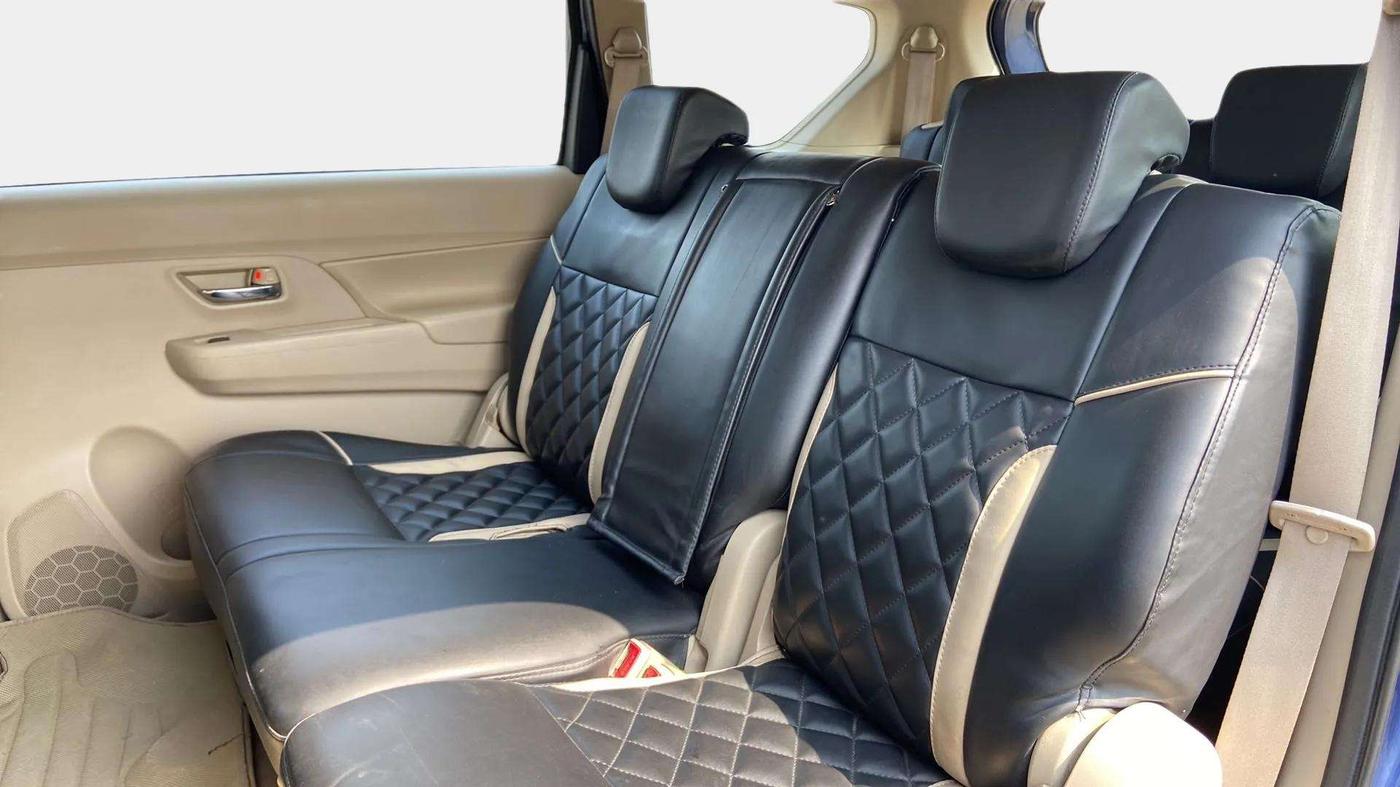 2020 Maruti Ertiga ZXI+ SHVS, Petrol, Manual, 39,265 km, Right Side Rear Door Cabin