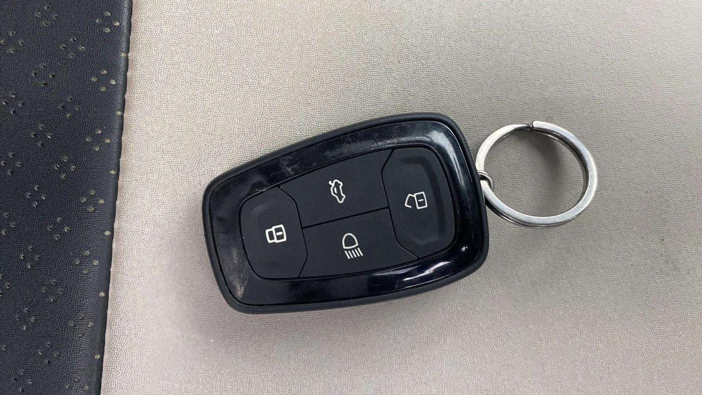 2021 Tata TIGOR XZ PLUS PETROL, Petrol, Manual, 50,500 km, Key Close Up