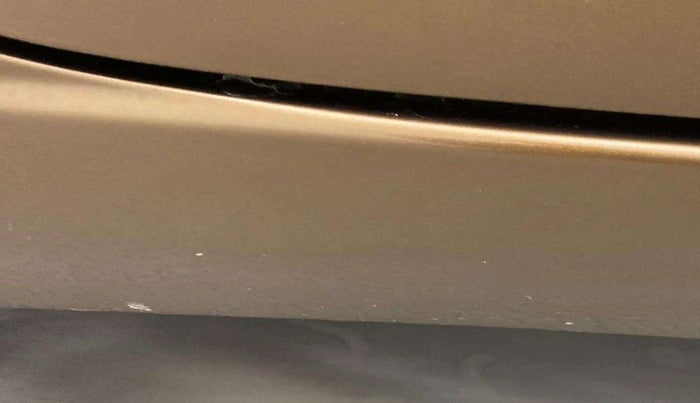 2017 Maruti Ciaz ZXI+, Petrol, Manual, 92,342 km, Right running board - Paint has minor damage