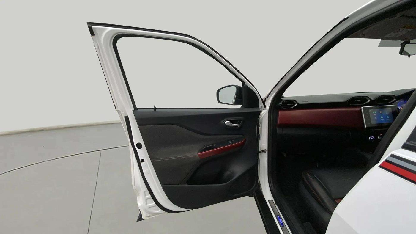 2022 Nissan MAGNITE XV RED EDITION, Petrol, Manual, 39,198 km, LHS Front Door