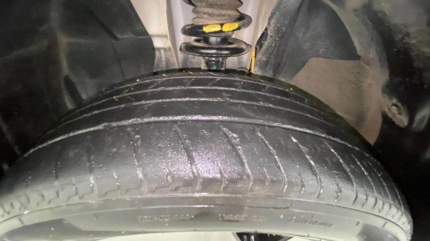 2022 Nissan MAGNITE XV RED EDITION, Petrol, Manual, 39,198 km, Left Front Tyre Tread