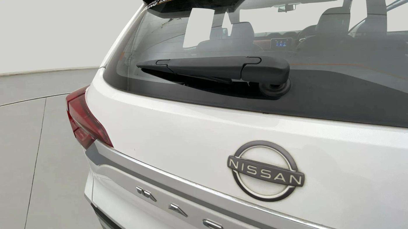 2022 Nissan MAGNITE XV RED EDITION, Petrol, Manual, 39,198 km, Rear Wiper