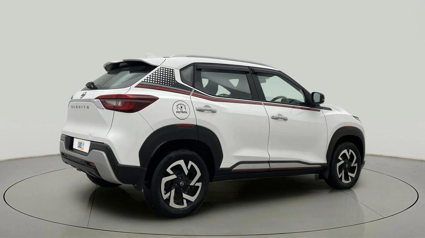2022 Nissan MAGNITE XV RED EDITION, Petrol, Manual, 39,198 km, Right Back Diagonal