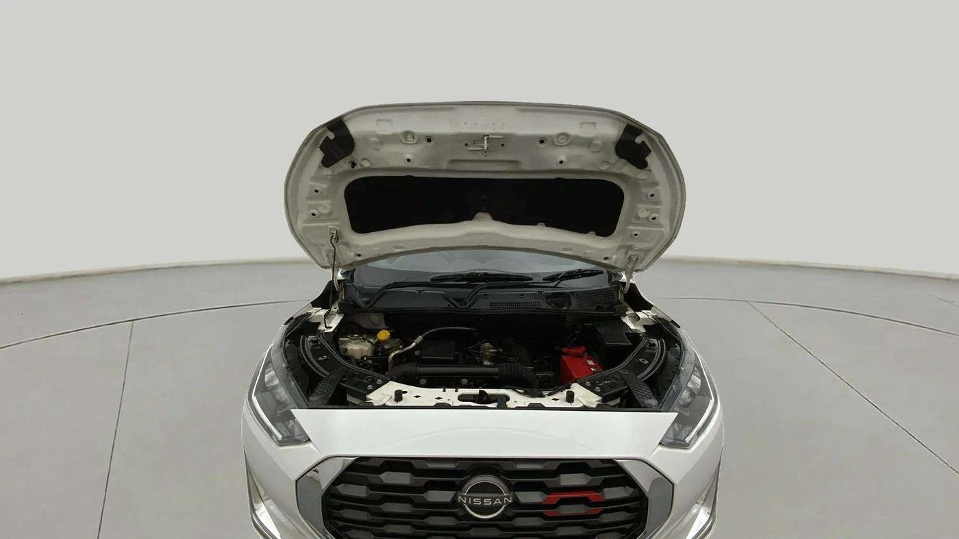 2022 Nissan MAGNITE XV RED EDITION, Petrol, Manual, 39,198 km, Open Bonet