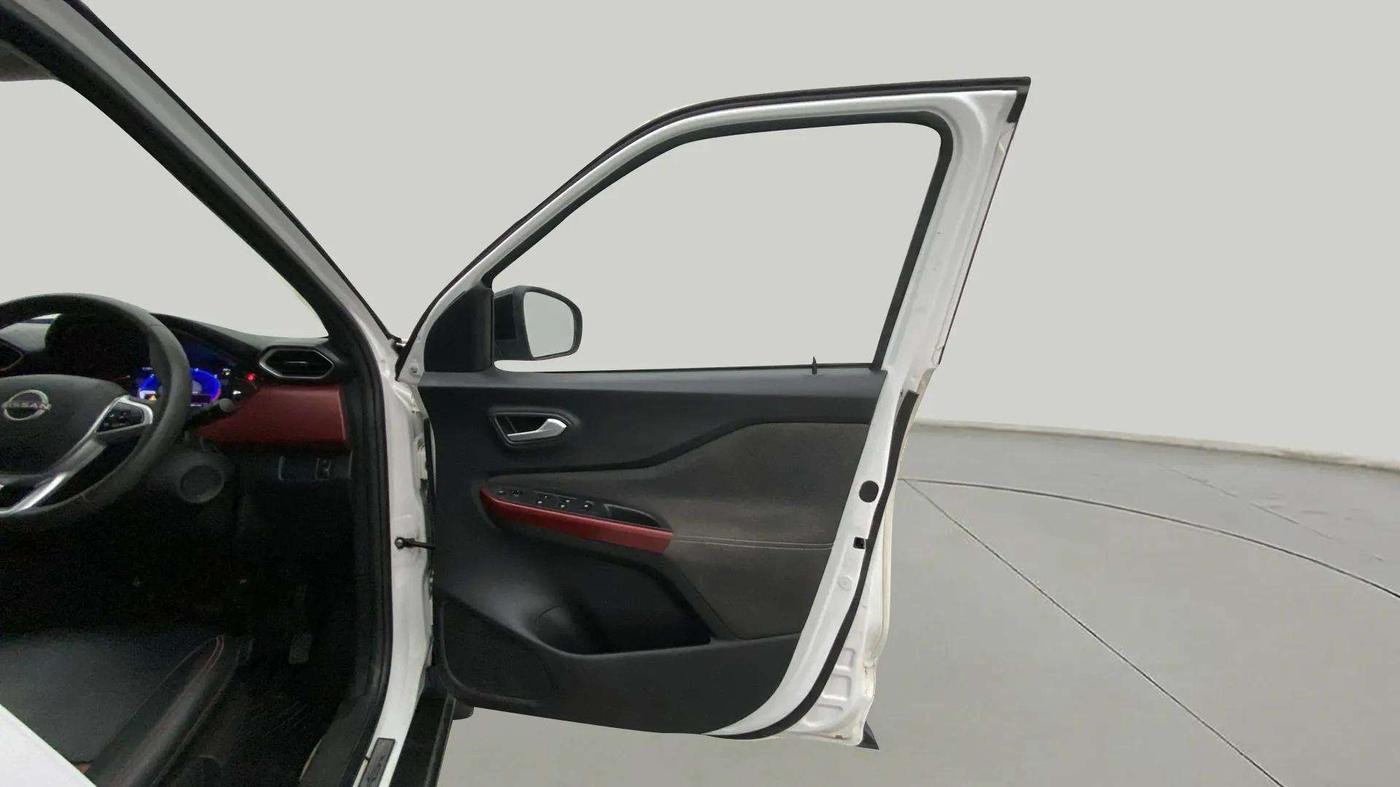2022 Nissan MAGNITE XV RED EDITION, Petrol, Manual, 39,198 km, RHS Front Door
