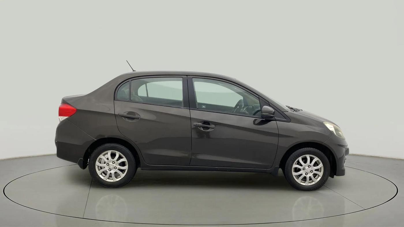 2015 Honda Amaze 1.2L I-VTEC VX, Petrol, Manual, 98,720 km, Right Side View
