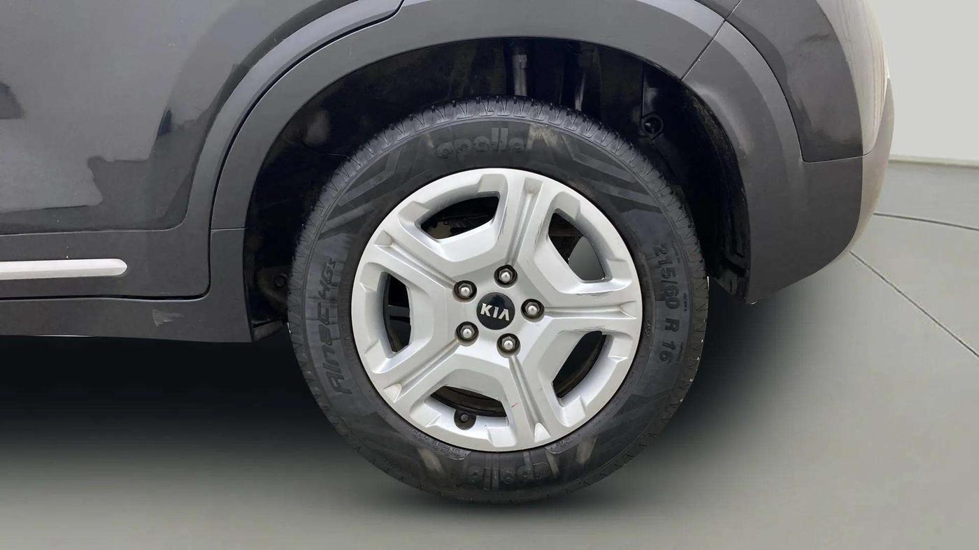 2021 KIA SONET HTX 1.0 IMT, Petrol, Manual, 32,503 km, Left Rear Wheel