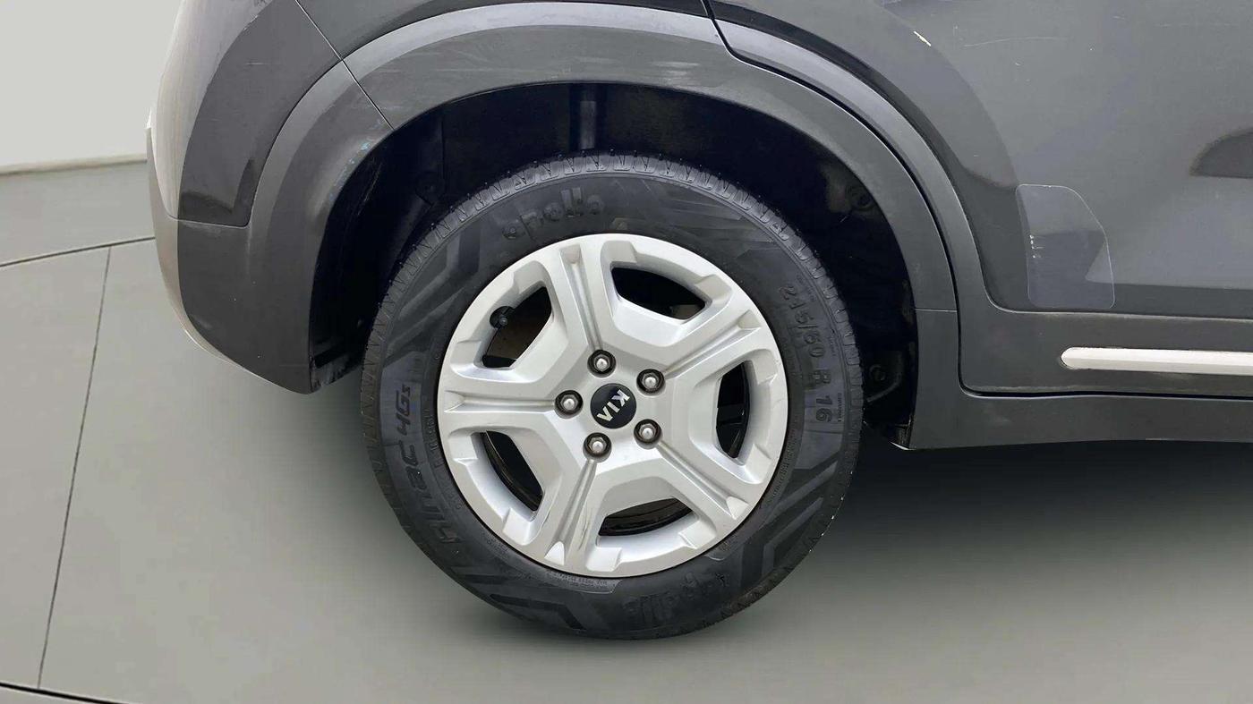 2021 KIA SONET HTX 1.0 IMT, Petrol, Manual, 32,503 km, Right Rear Wheel