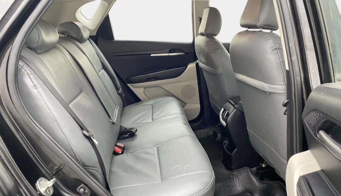 2021 KIA SONET HTX 1.0 IMT, Petrol, Manual, 32,503 km, Right Side Rear Door Cabin