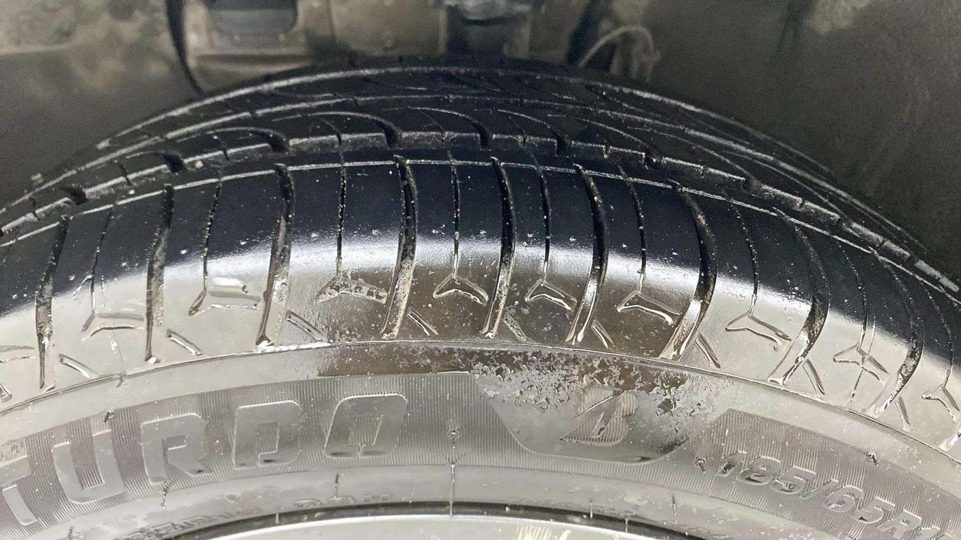 2018 Hyundai Elite i20 ASTA 1.2, Petrol, Manual, 77,618 km, Left Front Tyre Tread