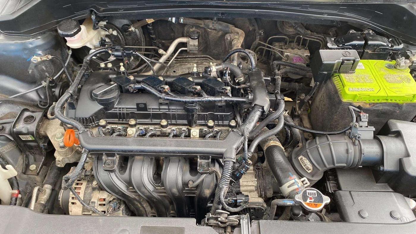 2021 Hyundai NEW I20 ASTA 1.2 AT, Petrol, Automatic, 40,458 km, Engine View