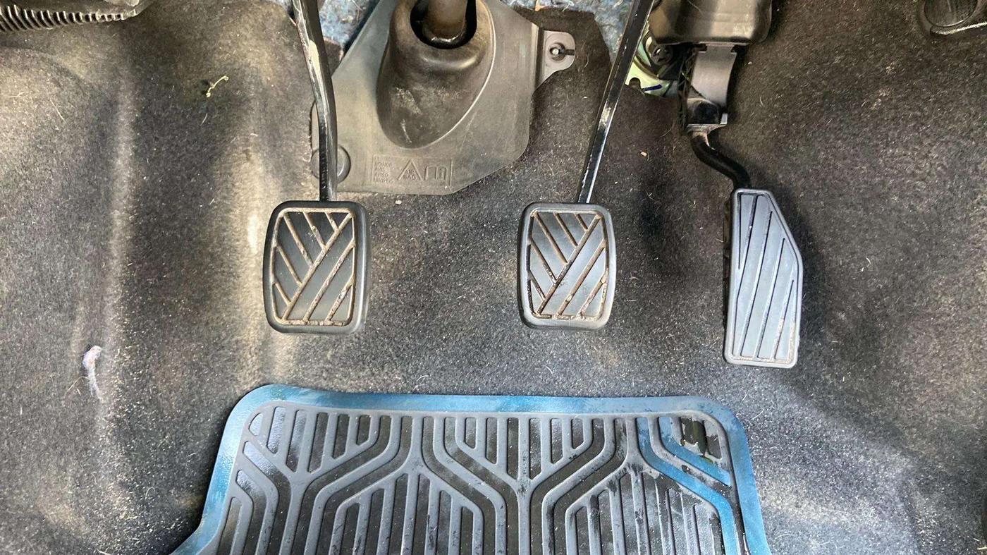 2022 Maruti IGNIS SIGMA 1.2, Petrol, Manual, 14,427 km, Pedals