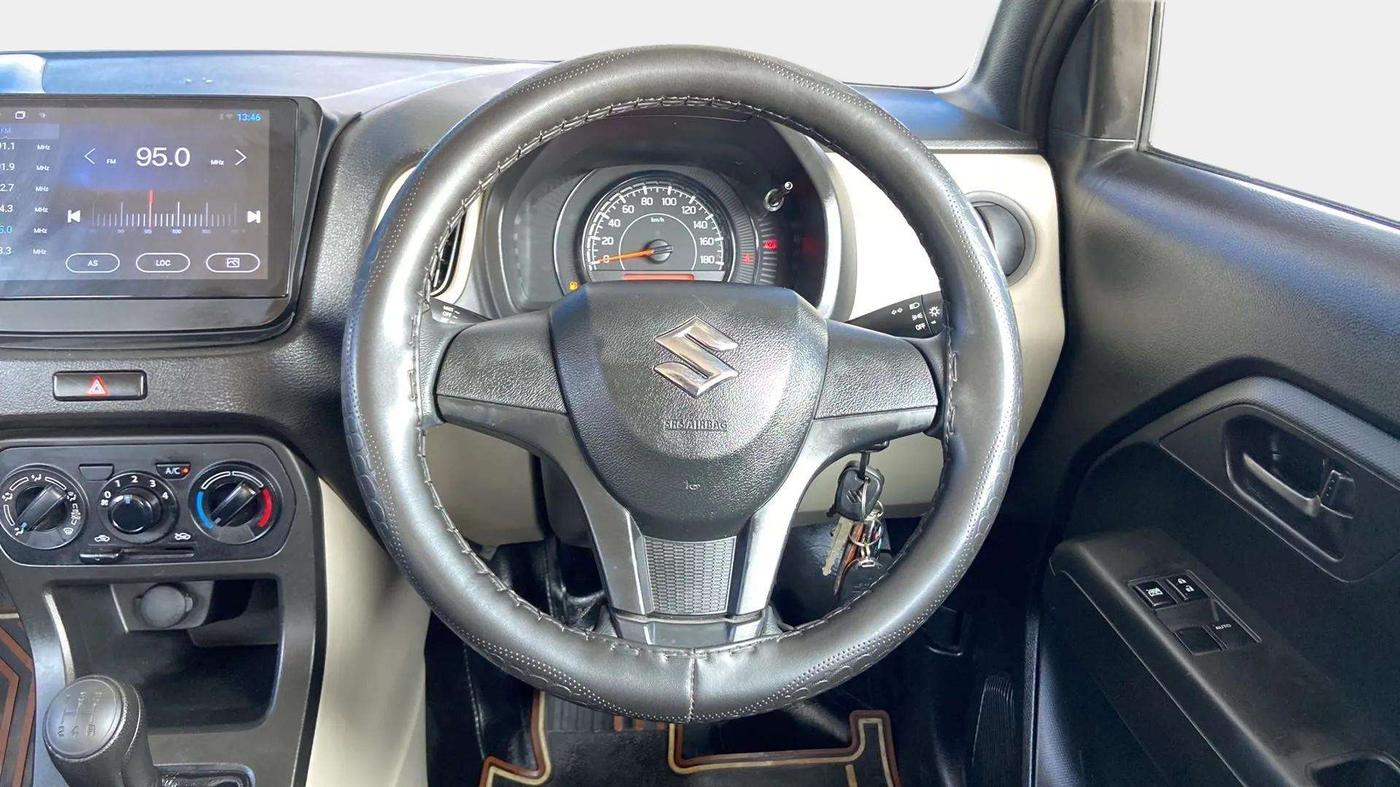 2022 Maruti New Wagon-R LXI 1.0, Petrol, Manual, 9,864 km, Steering Wheel Close Up