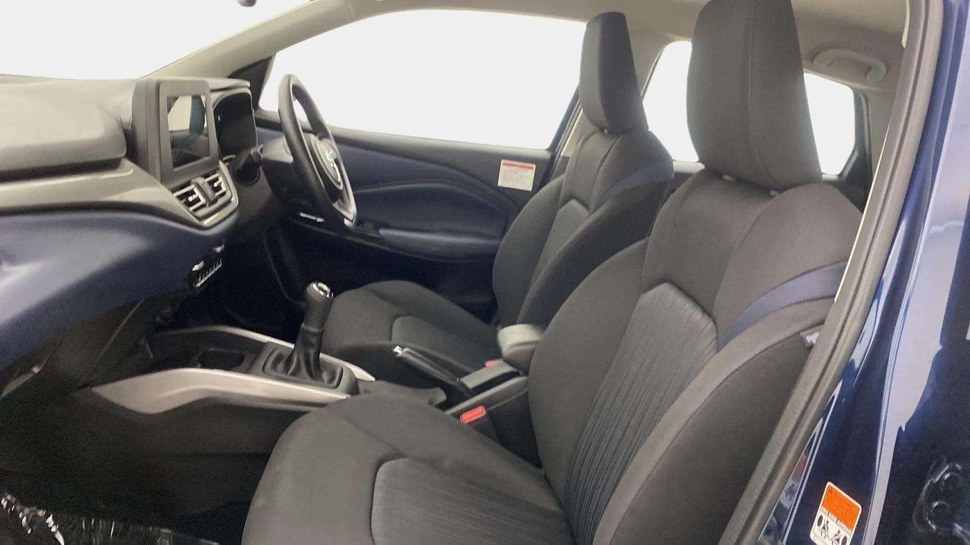 2024 Maruti Baleno  ZETA CNG 1.2L, CNG, Manual, 89 km, Right Side Front Door Cabin