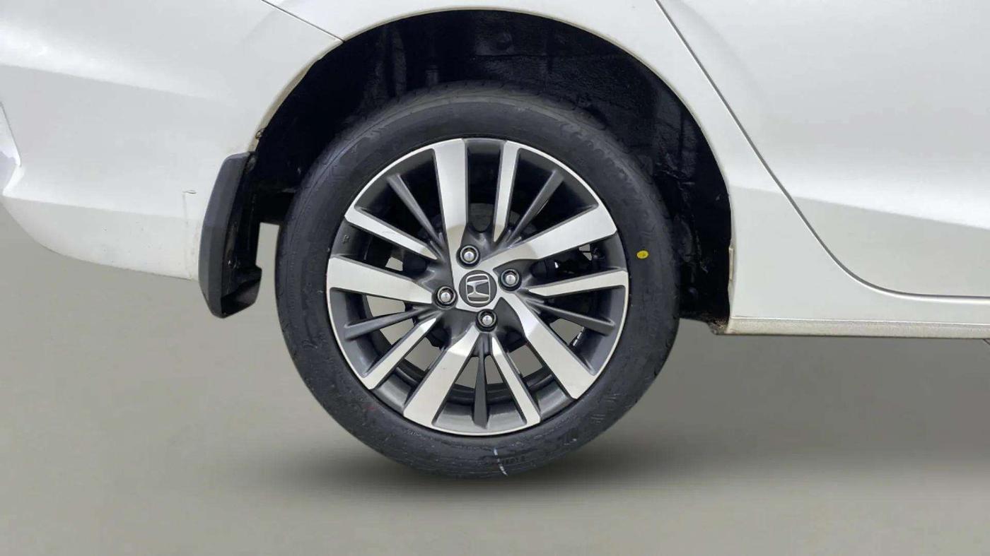 2022 Honda City 1.5L I-DTEC VX, Diesel, Manual, 64,492 km, Right Rear Wheel