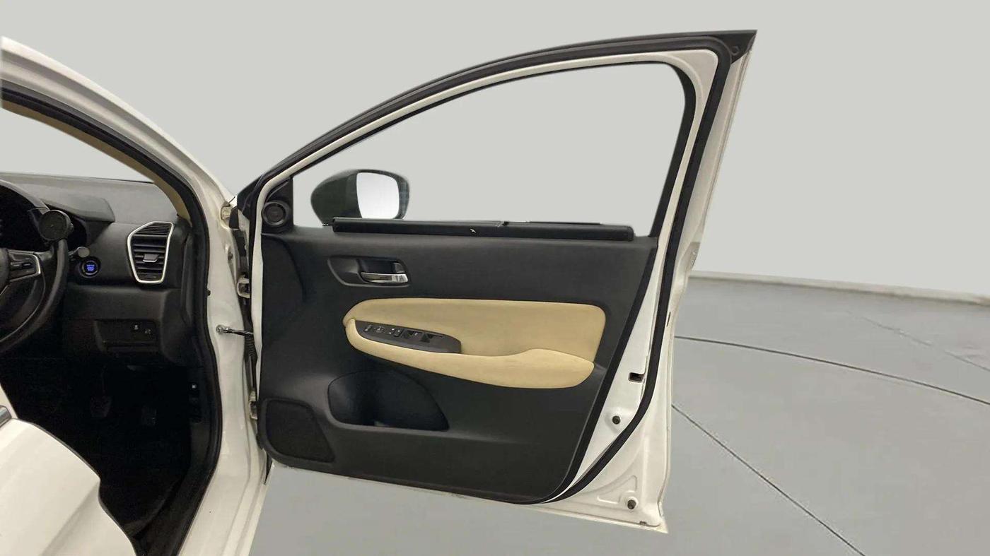 2022 Honda City 1.5L I-DTEC VX, Diesel, Manual, 64,492 km, RHS Front Door
