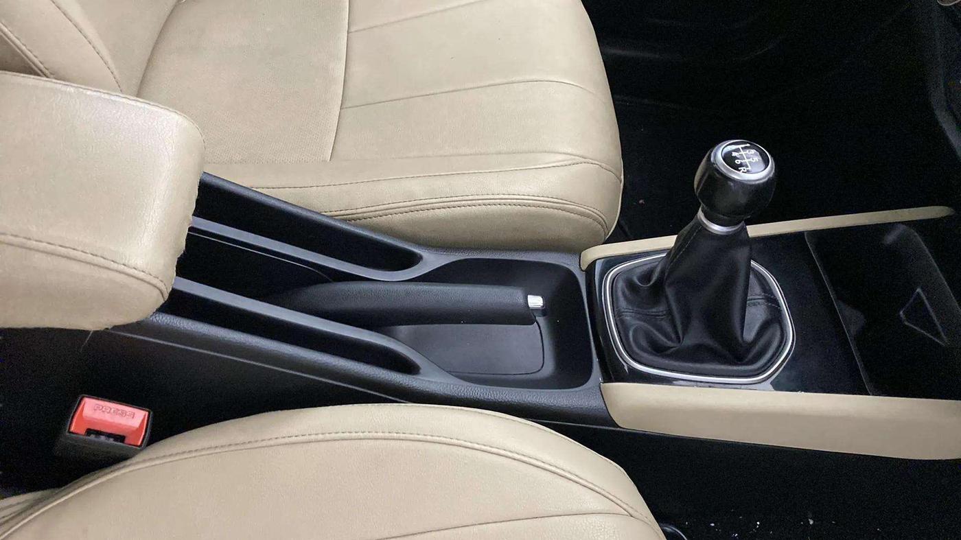 2022 Honda City 1.5L I-DTEC VX, Diesel, Manual, 64,492 km, Gear Lever