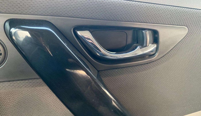 2019 Tata NEXON XZ PETROL, Petrol, Manual, 52,656 km, Right rear window switch / handle - Minor damage