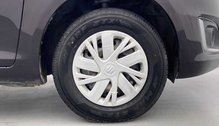 2017 Maruti Swift VXI D, Petrol, Manual, 39,159 km, Right Front Wheel