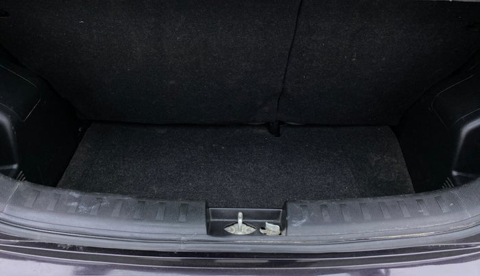 2017 Maruti Swift VXI D, Petrol, Manual, 39,159 km, Boot Inside