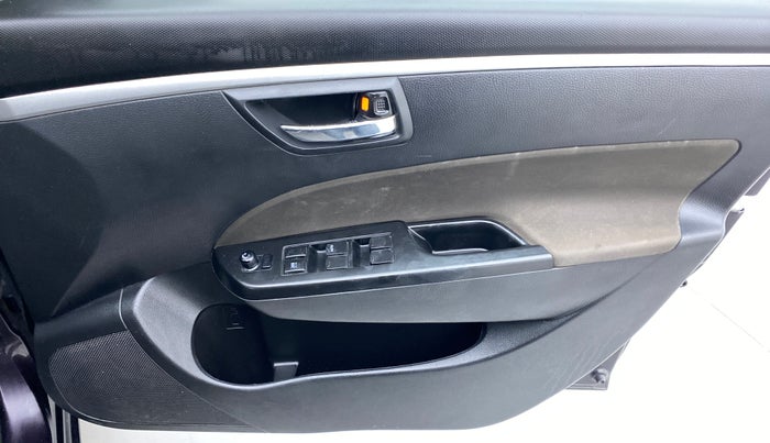 2017 Maruti Swift VXI D, Petrol, Manual, 39,159 km, Driver Side Door Panels Control