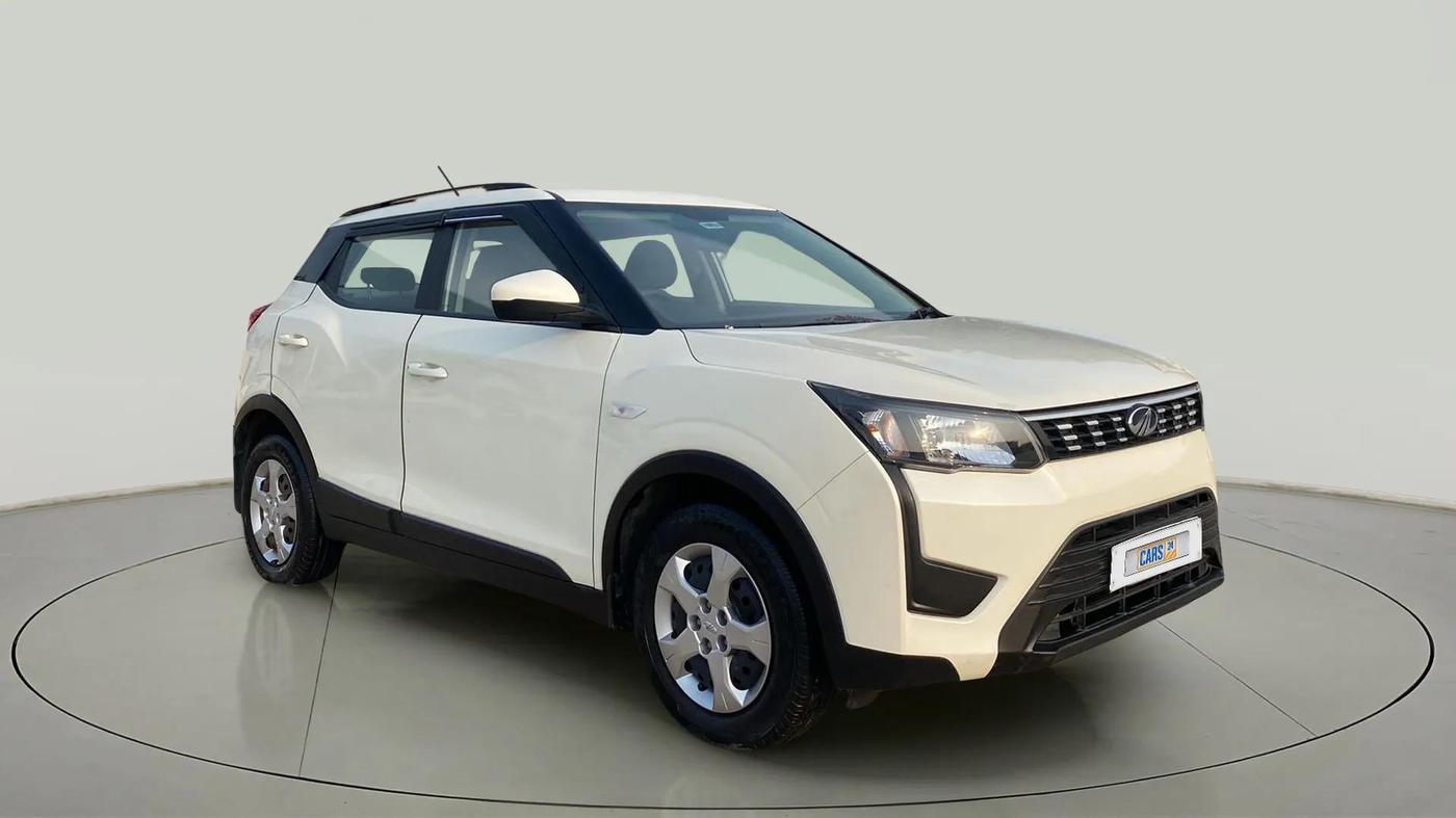 2019 Mahindra XUV300 W6 1.2 PETROL, Petrol, Manual, 69,731 km, SRP