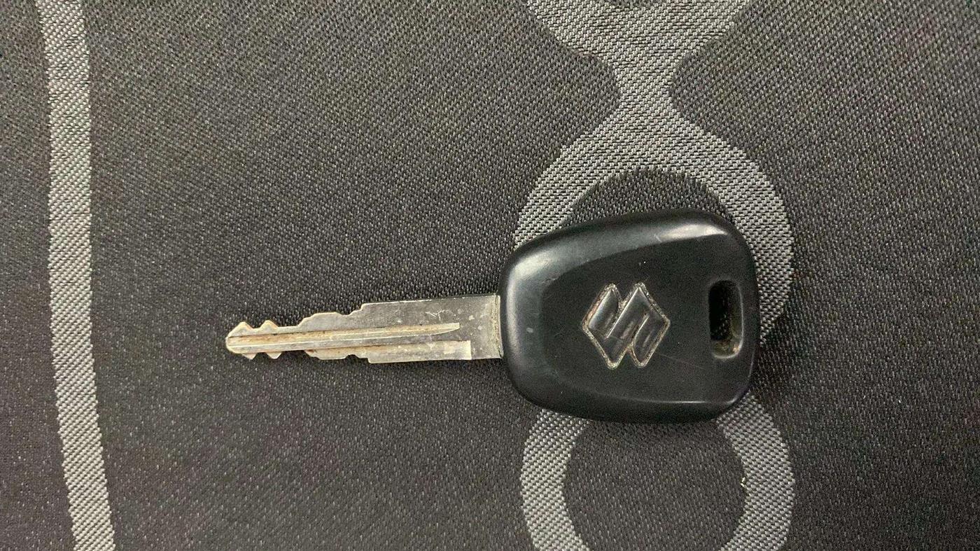 2013 Maruti Alto 800 VXI, Petrol, Manual, 99,276 km, Key Close Up