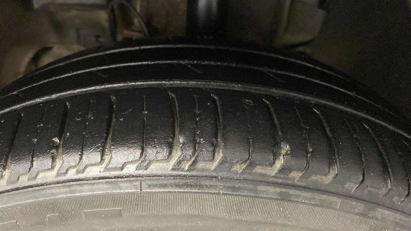 2019 Tata Tiago XZA PLUS PETROL, Petrol, Automatic, 38,508 km, Left Front Tyre Tread