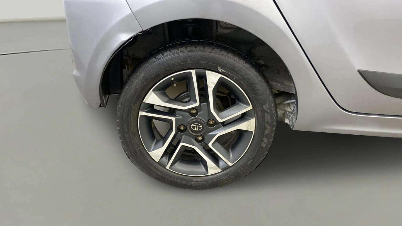 2019 Tata Tiago XZA PLUS PETROL, Petrol, Automatic, 38,508 km, Right Rear Wheel